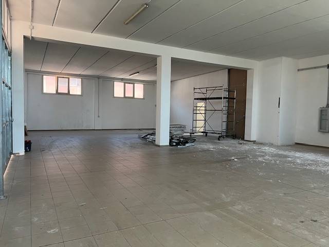 locale commerciale in affitto a Selargius