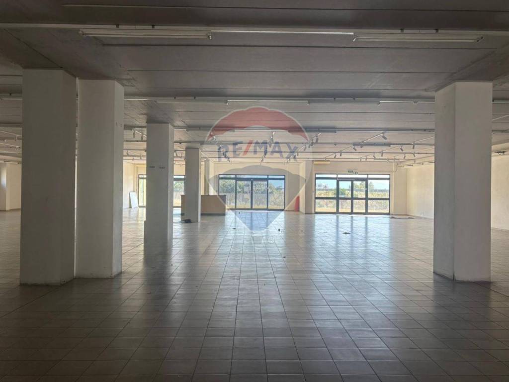 negozio in affitto a Sestu