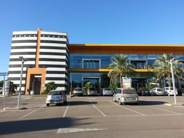 ufficio in affitto a Sestu in zona Cortexandra