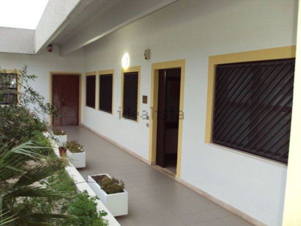 ufficio in affitto a Sestu in zona Cortexandra