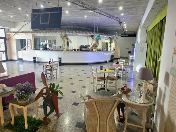 locale commerciale in affitto a Sestu