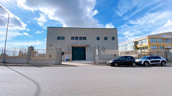 capannone in affitto a Quartucciu