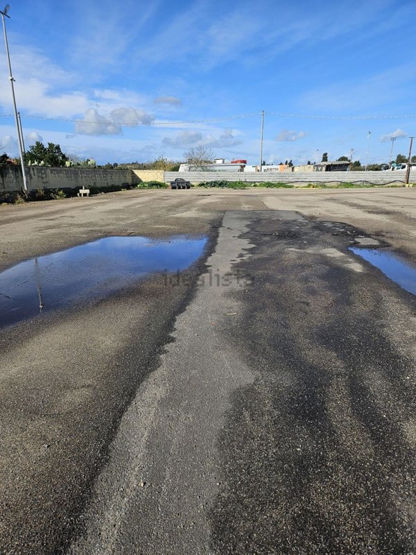 locale di sgombero in affitto ad Elmas