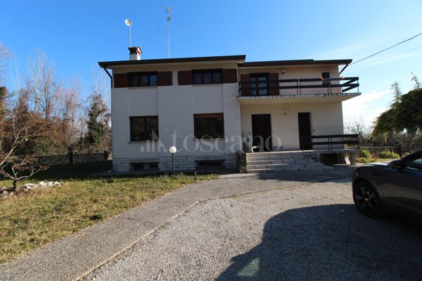 casa indipendente in affitto ad Aviano