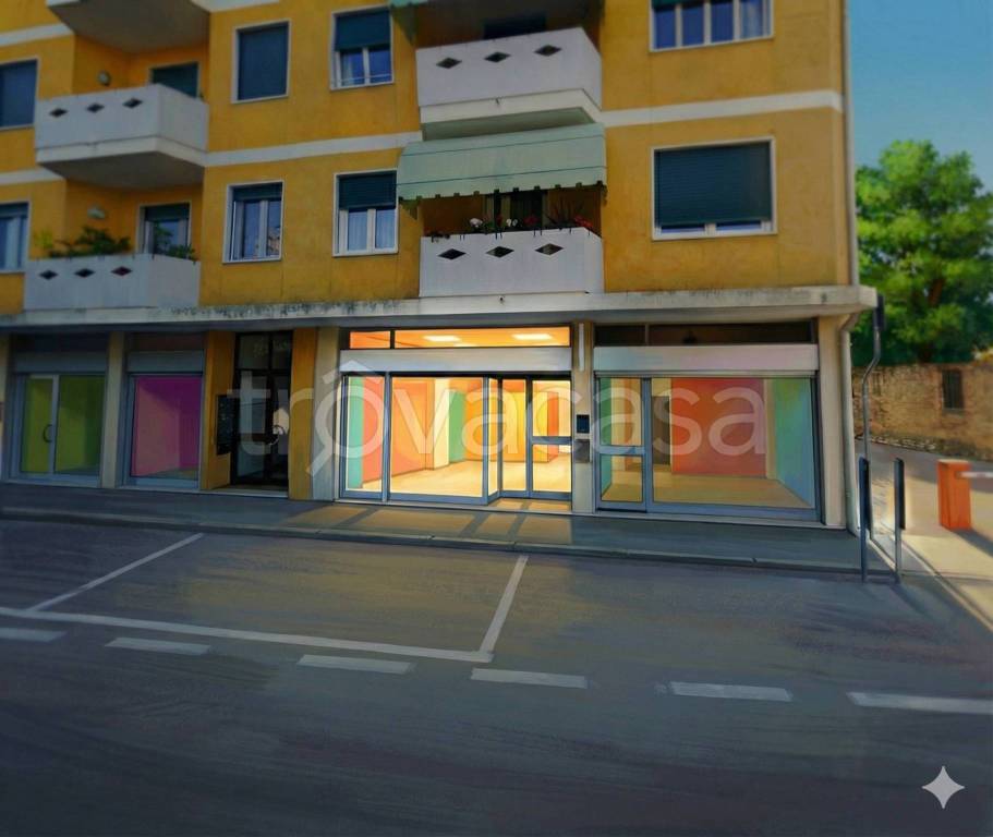 negozio in affitto ad Azzano Decimo