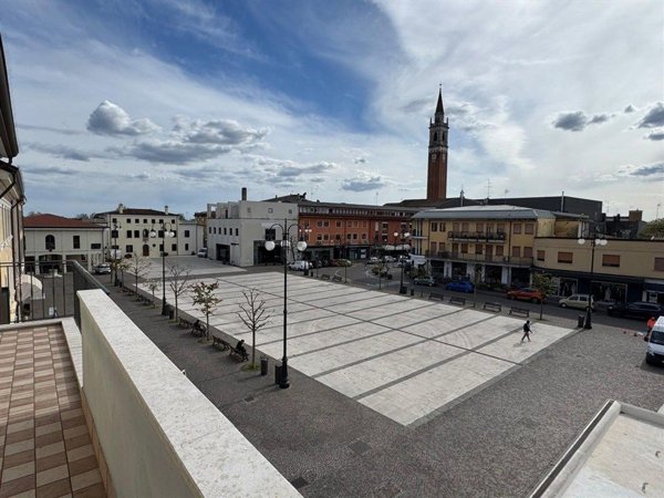 ufficio in affitto ad Azzano Decimo