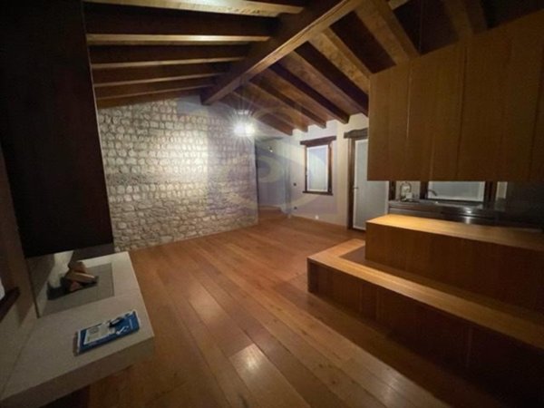appartamento in affitto a Budoia in zona Santa Lucia