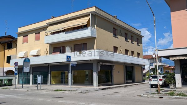 negozio in affitto a Cordenons