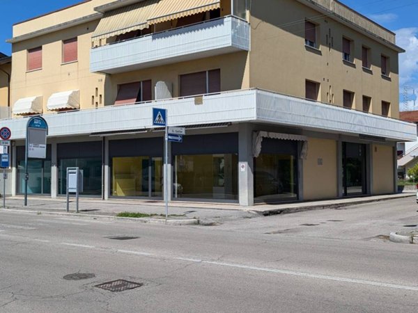 negozio in affitto a Cordenons
