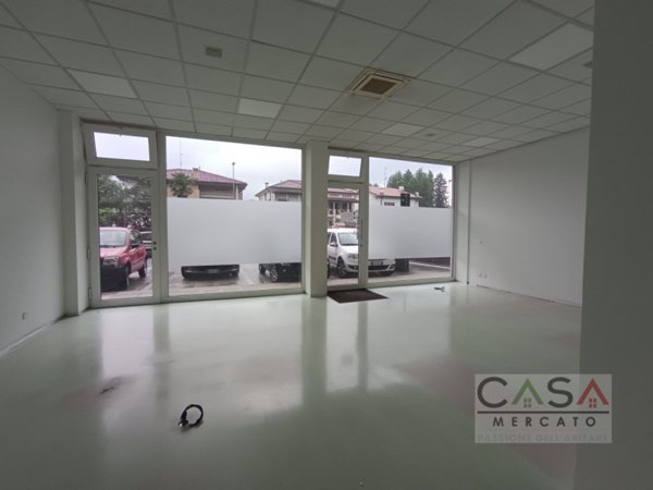 negozio in affitto a Maniago