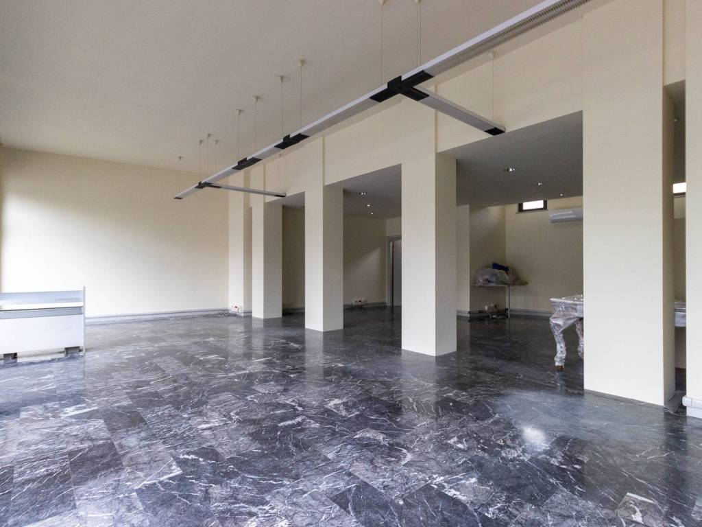 locale commerciale in affitto a Pordenone