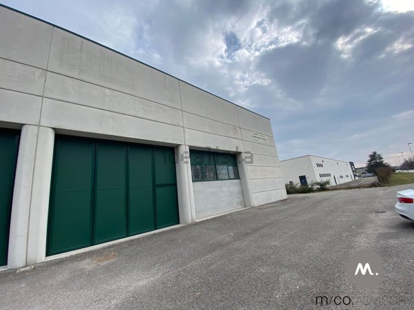 capannone in affitto a Pordenone in zona Vallenoncello