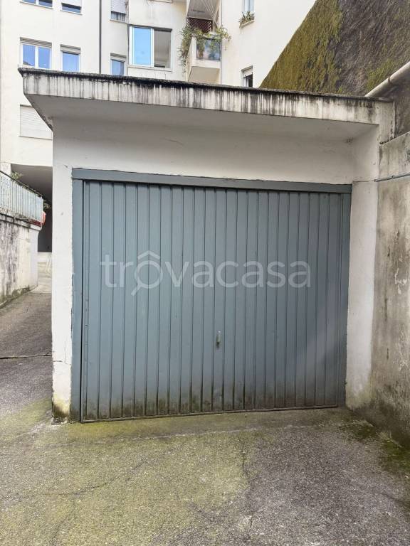 locale di sgombero in affitto a Pordenone