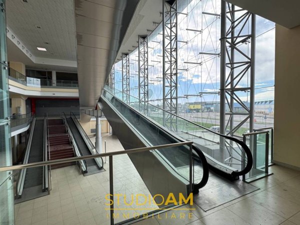 capannone in affitto a Pordenone