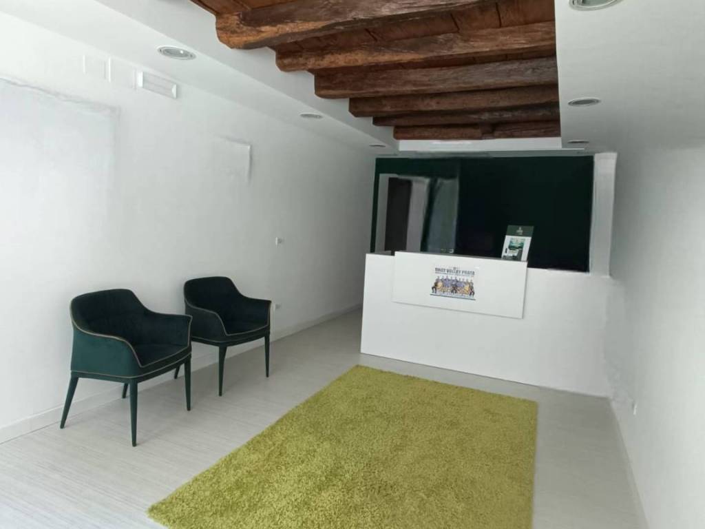 negozio in affitto a Pordenone