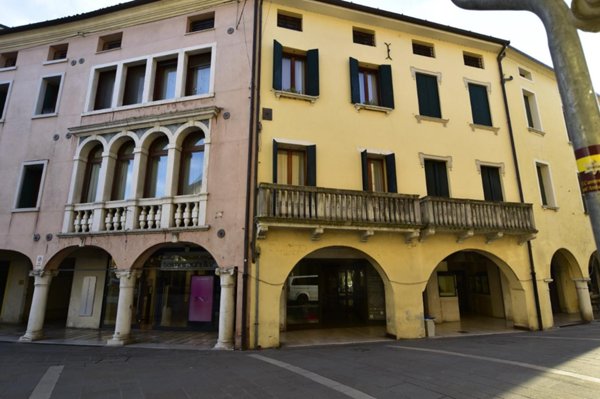 locale commerciale in affitto a Sacile