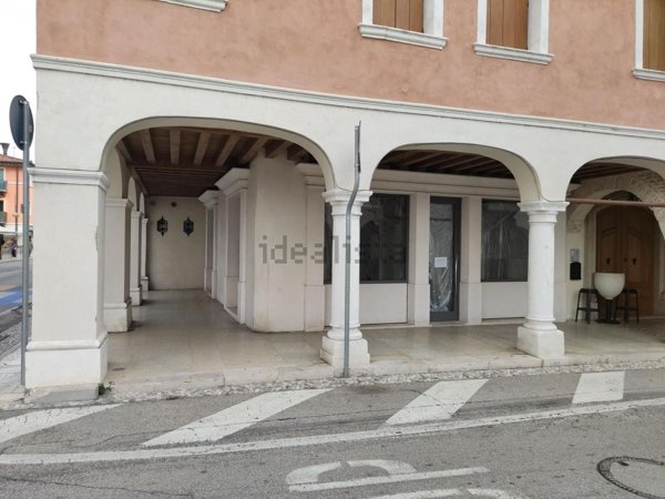 negozio in affitto a Sacile