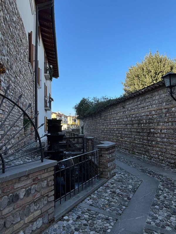 appartamento in affitto a Valvasone Arzene in zona Valvasone