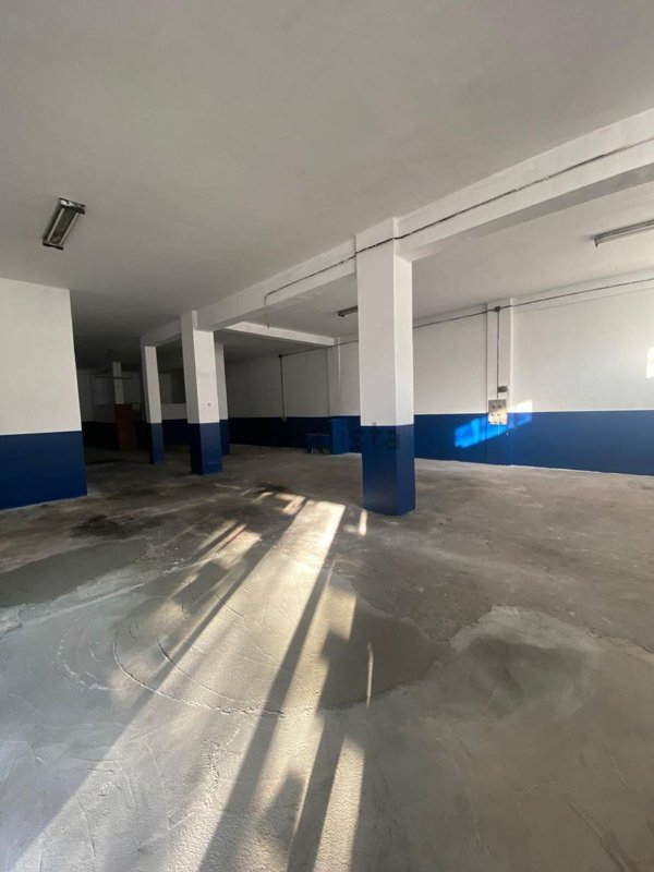 locale di sgombero in affitto ad Isernia