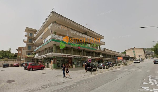 locale commerciale in affitto ad Isernia