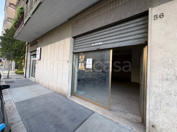negozio in affitto ad Isernia