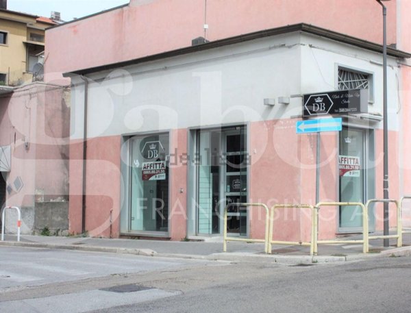 locale commerciale in affitto ad Isernia