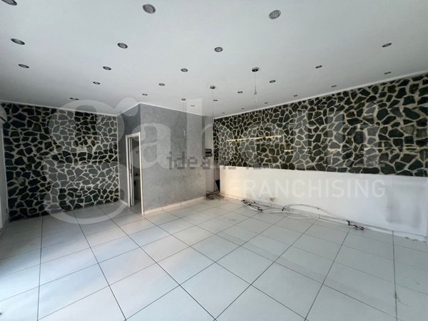 negozio in affitto ad Isernia
