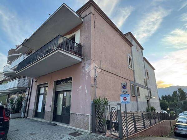 negozio in affitto a Venafro