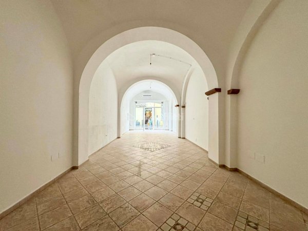 locale commerciale in affitto ad Oristano
