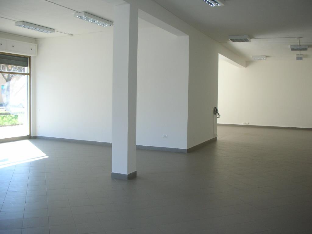 locale commerciale in affitto ad Oristano in zona Centro storico