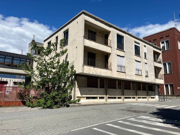intera palazzina in affitto a Biella in zona San Biagio