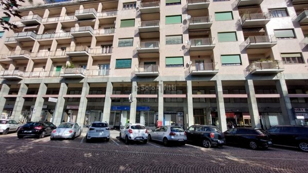 negozio in affitto a Biella in zona Centro Città