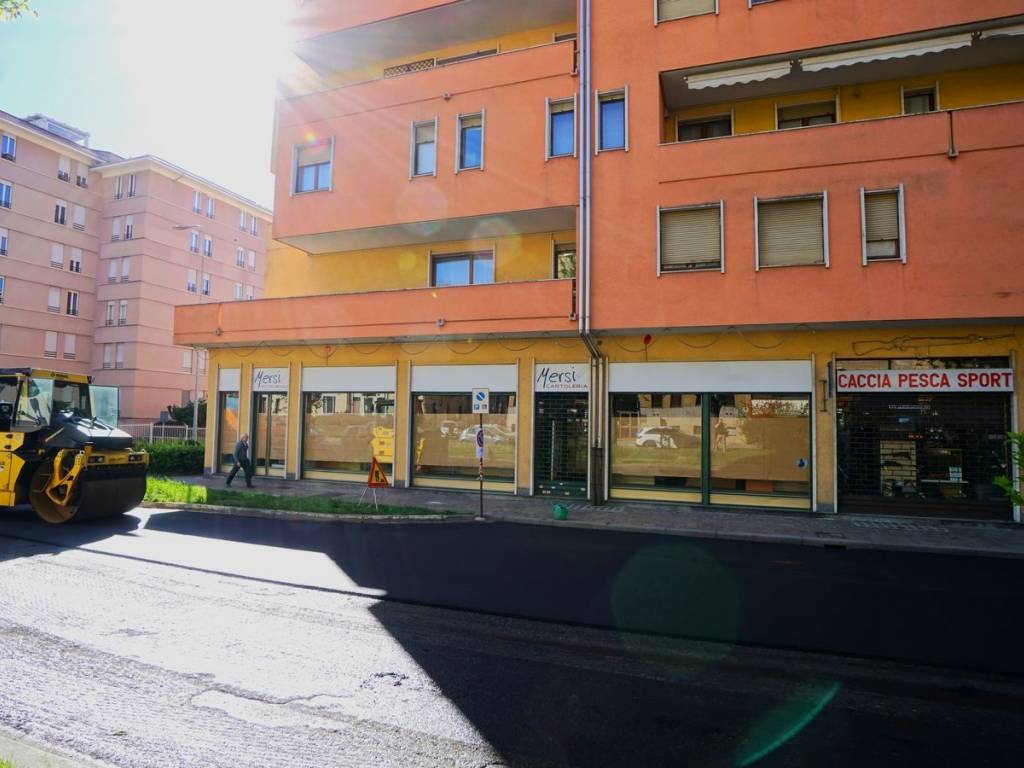 negozio in affitto a Biella in zona Centro Città