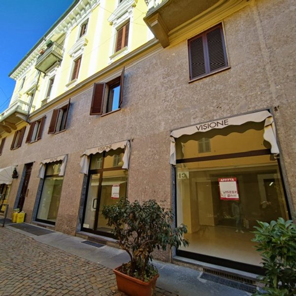 negozio in affitto a Biella in zona Centro Città