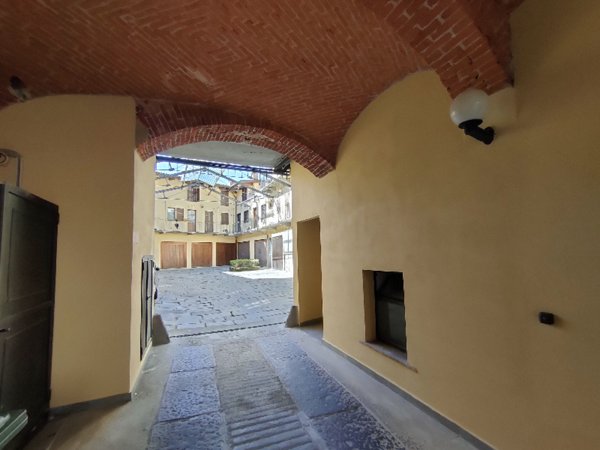 appartamento in affitto a Biella in zona Centro Città
