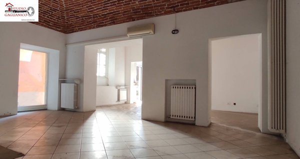 locale commerciale in affitto a Biella in zona Centro Città