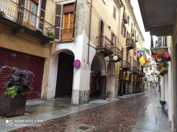 locale commerciale in affitto a Biella in zona Centro Città
