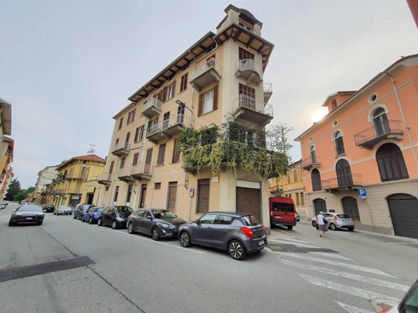 negozio in affitto a Biella in zona Centro Città