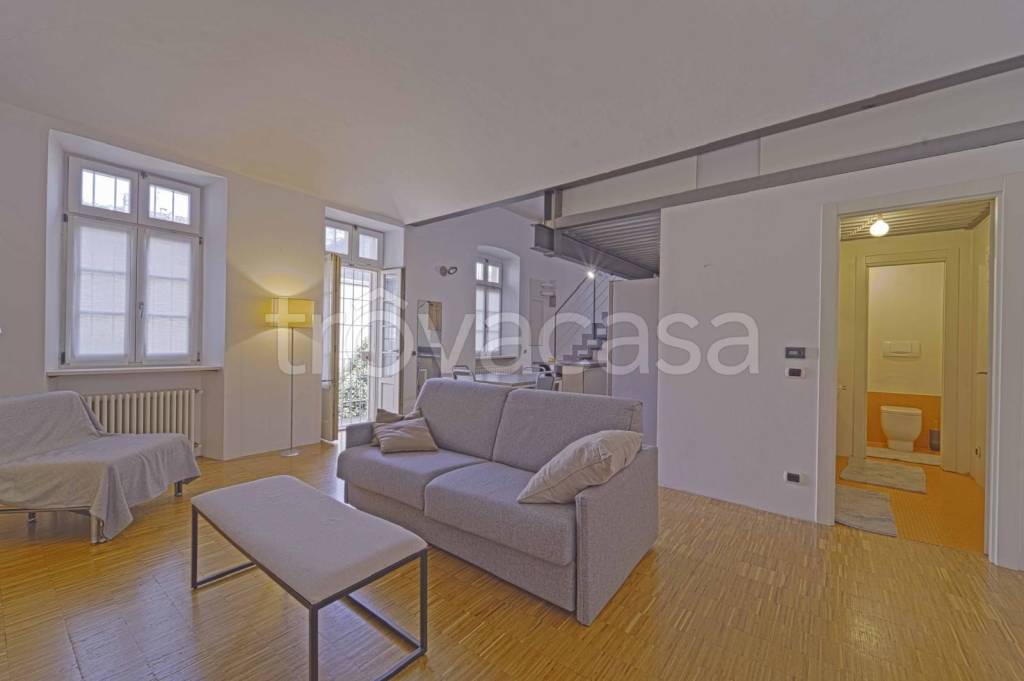 appartamento in affitto a Biella in zona Centro Città