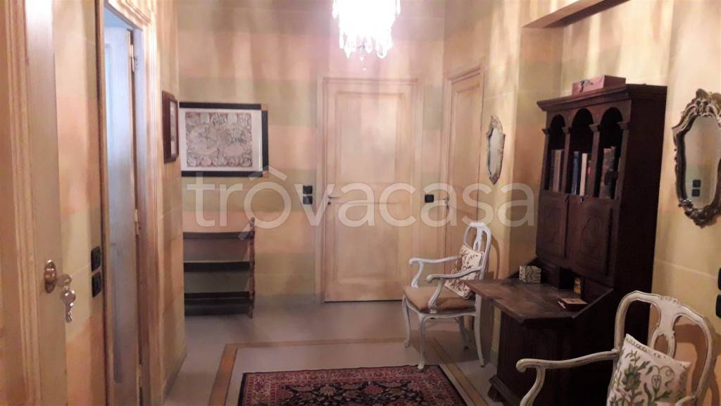 appartamento in affitto a Biella in zona Centro Città