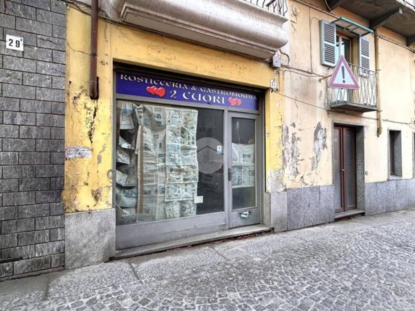 negozio in affitto a Biella in zona Chiavazza