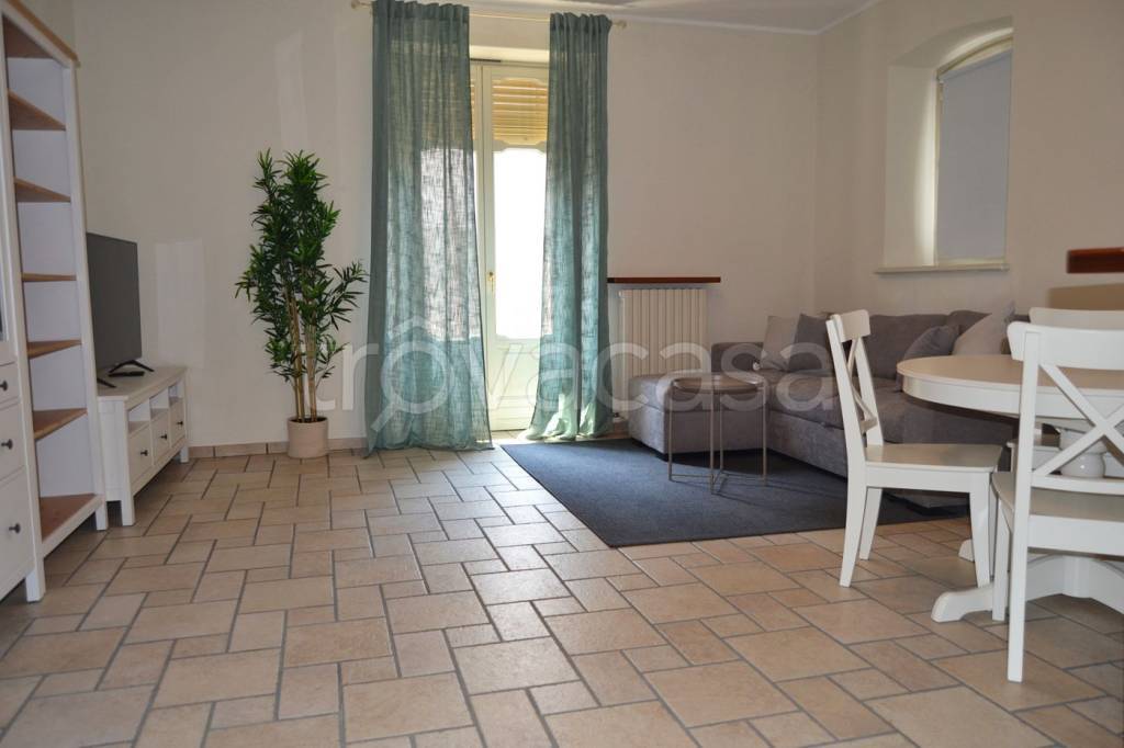appartamento in affitto a Biella