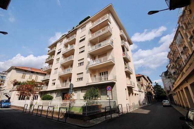 appartamento in affitto a Biella in zona Centro Città