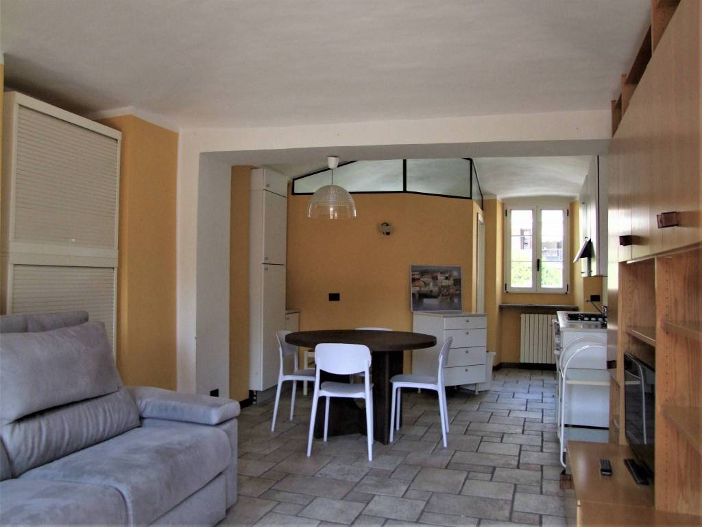 appartamento in affitto a Biella in zona Centro Città
