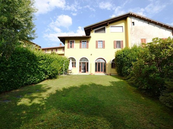 appartamento in affitto a Biella in zona Centro Città