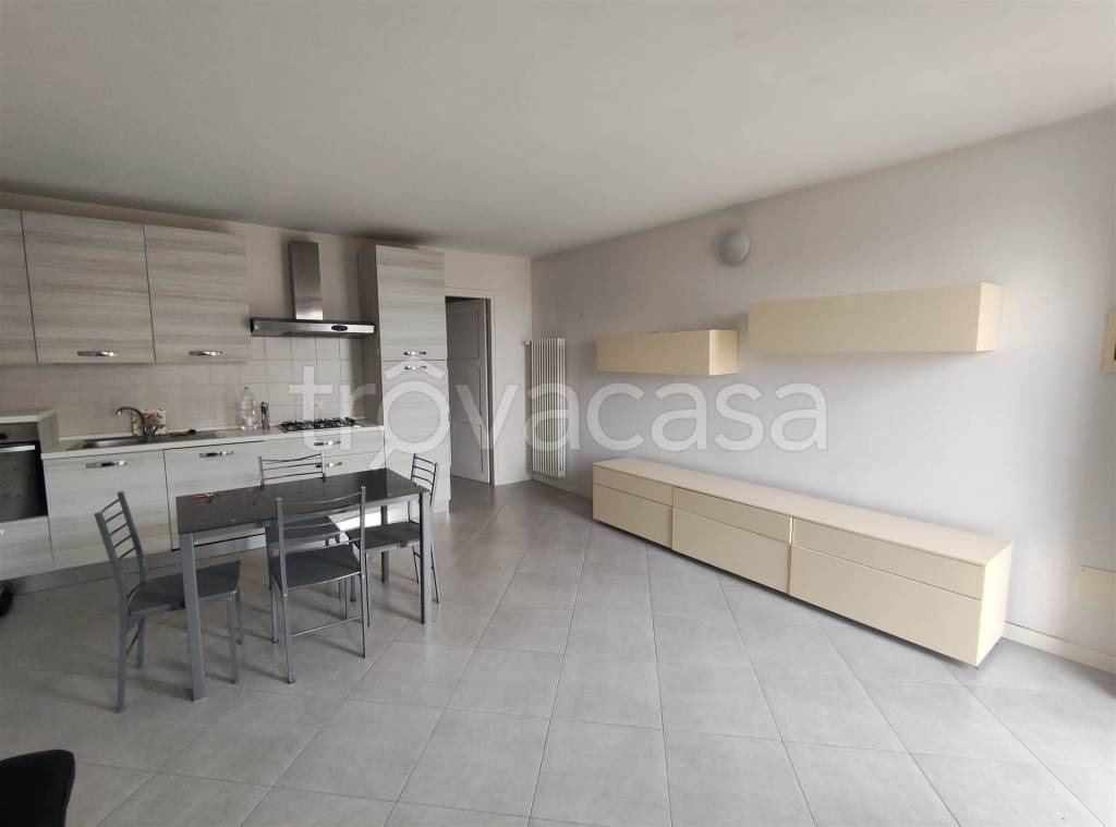 appartamento in affitto a Biella in zona Centro Città