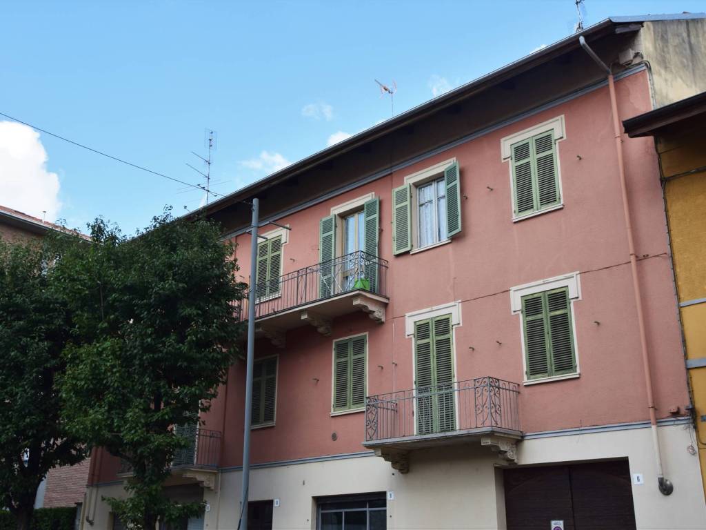 appartamento in affitto a Biella in zona Centro Città
