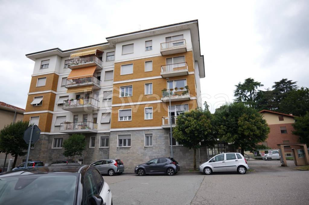 appartamento in affitto a Biella in zona Chiavazza