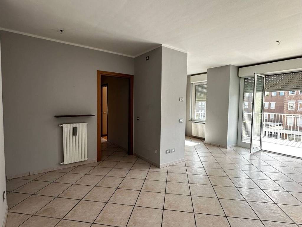 appartamento in affitto a Biella in zona Centro Città