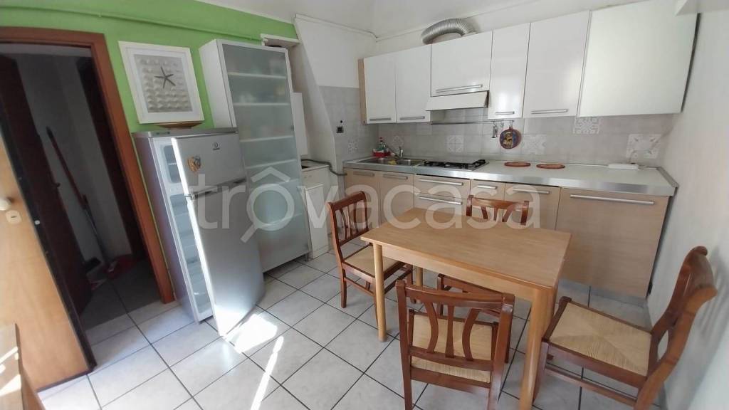 appartamento in affitto a Biella in zona Centro Città